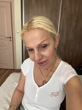 DeboraXporn online show from 05-01-26, 06:18