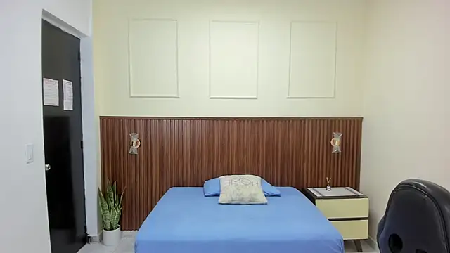 MELINAMARTINS online show from 09-17-25, 07:27