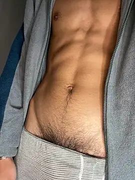 Hamza-Maroki online show from 12-20-25, 10:23