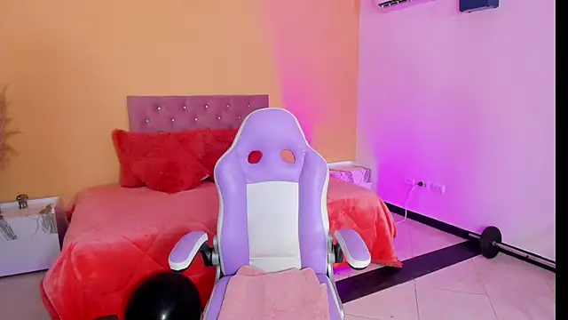 cristal crossfitx online show from 11-08-25, 10:30