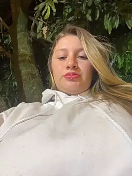 aurora coldd online show from 04-21-26, 05:25
