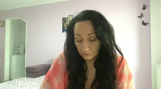 karllaa1234 online show from 03-05-25, 12:22