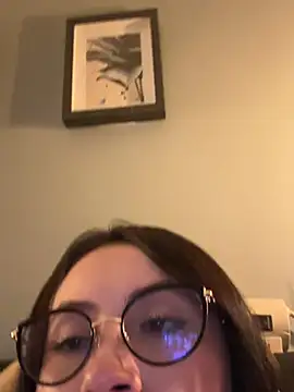 ValentinaOrtiz3 online show from 05-14-26, 02:19