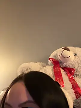 ValentinaOrtiz3 online show from 03-15-26, 12:39