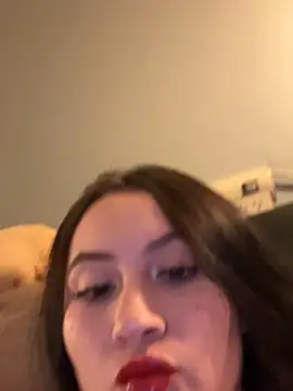 ValentinaOrtiz3 online show from 04-14-26, 01:43