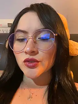 ValentinaOrtiz3 online show from 11-20-25, 12:22