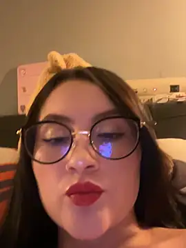 ValentinaOrtiz3 online show from 06-01-26, 11:26