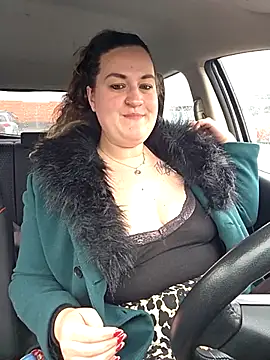 justtess online show from 11-14-25, 12:20