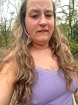 justtess online show from 04-09-26, 03:18