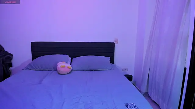  JacobMiller   online show from 12-05-25, 09:01