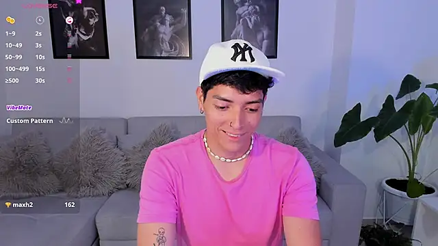 Snapshot of _JacobMiller__ chatting on 02-27-25, 12:14 JacobMiller online show from 02-27-25, 12:14