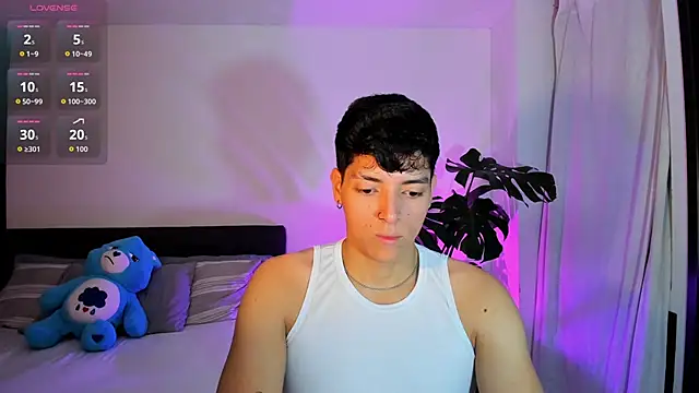 Snapshot of _JacobMiller__ chatting on 09-21-25, 11:21 JacobMiller online show from 09-21-25, 11:21