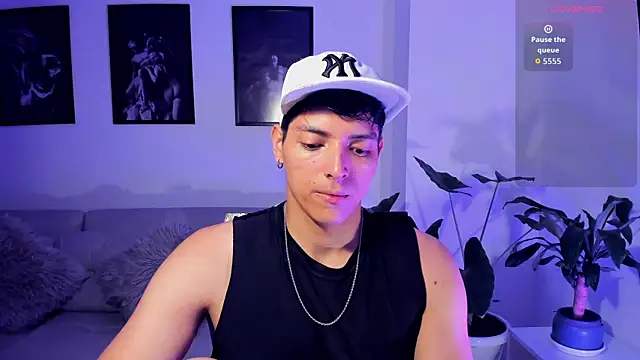  JacobMiller   online show from 04-16-26, 04:13