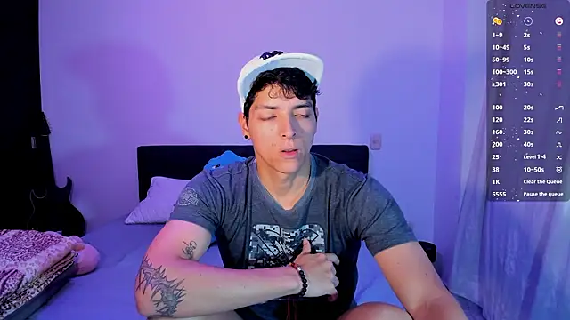  JacobMiller   online show from 02-04-26, 03:40