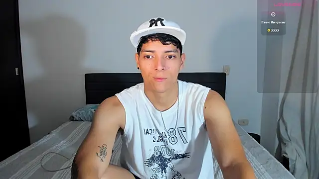  JacobMiller   online show from 06-11-26, 10:51