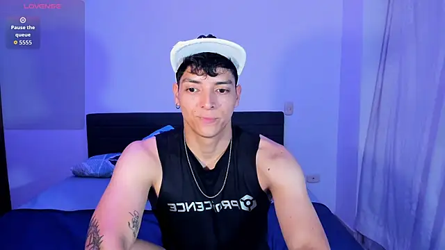  JacobMiller   online show from 04-04-26, 10:16