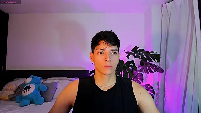 Snapshot of _JacobMiller__ chatting on 09-17-25, 10:01 JacobMiller online show from 09-17-25, 10:01