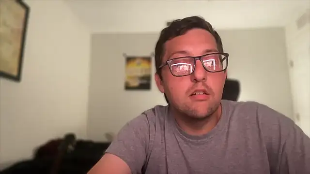 Snapshot of Milflover96 chatting on 10-23-25, 01:15 Milflover96 online show from 10-23-25, 01:15