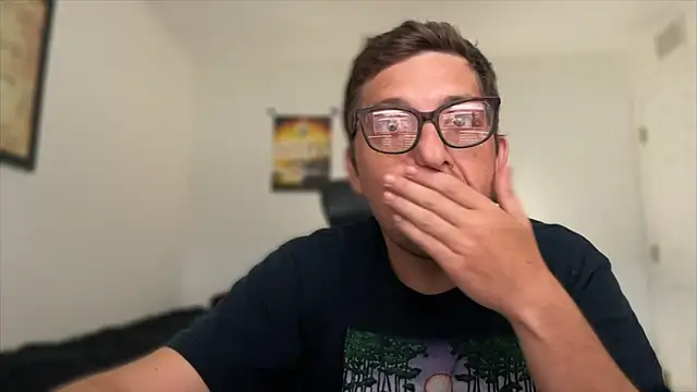 Snapshot of Milflover96 chatting on 10-27-25, 12:39 Milflover96 online show from 10-27-25, 12:39