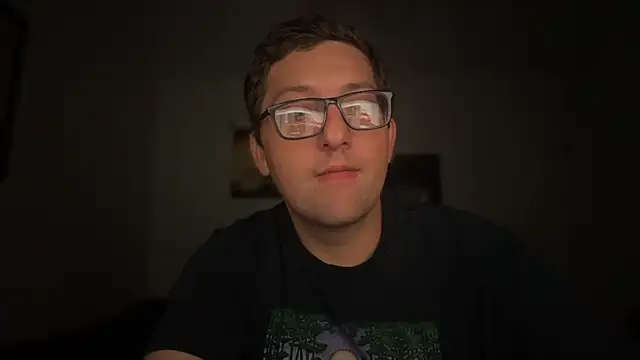 Snapshot of Milflover96 chatting on 11-30-25, 04:35 Milflover96 online show from 11-30-25, 04:35