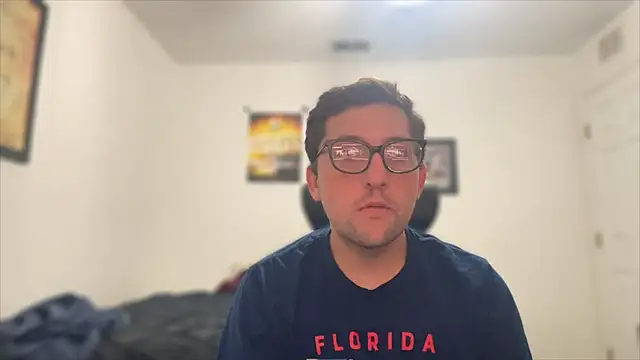 Snapshot of Milflover96 chatting on 11-14-25, 02:37 Milflover96 online show from 11-14-25, 02:37