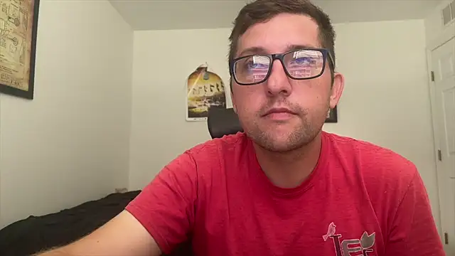 Snapshot of Milflover96 chatting on 09-21-25, 06:24 Milflover96 online show from 09-21-25, 06:24