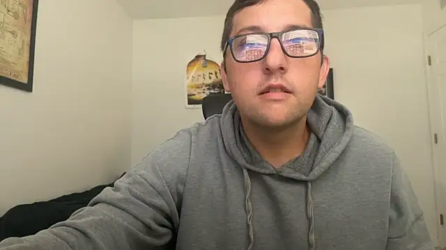 Snapshot of Milflover96 chatting on 09-26-25, 04:14 Milflover96 online show from 09-26-25, 04:14