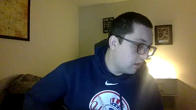 Snapshot of Milflover96 chatting on 03-10-25, 12:18 Milflover96 online show from 03-10-25, 12:18