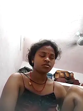 Hot couple493 online show from 05-27-26, 08:38