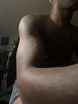 FreakServant100 online show from 12-17-25, 10:42