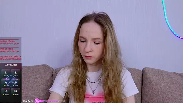 b4by Emilia online show from 11-25-25, 10:04