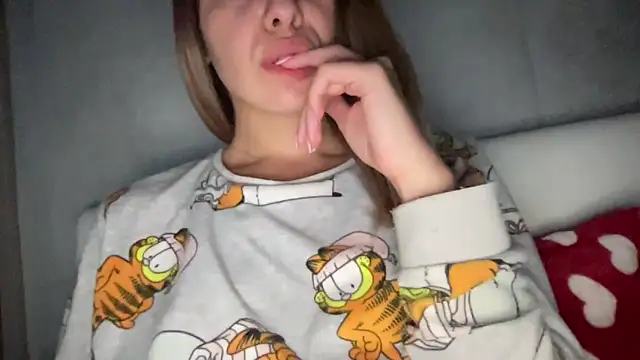 sarrah rossy online show from 11-28-25, 10:21