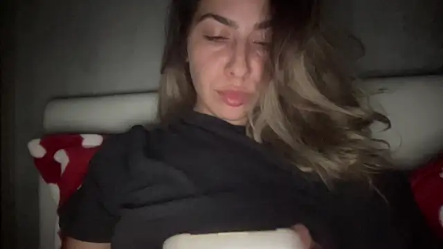 sarrah rossy online show from 10-31-25, 09:32