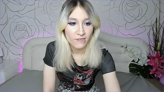 RobinkHelless online show from 02-19-25, 02:33