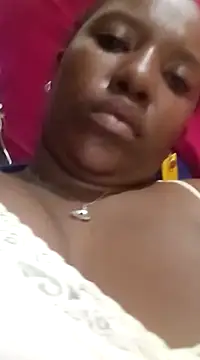 Coco Nile online show from 03-18-25, 05:55