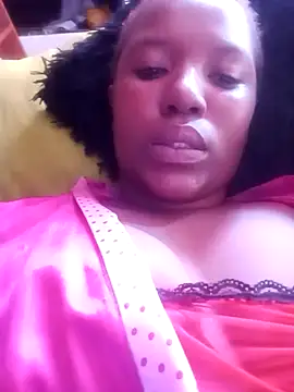 Coco Nile online show from 02-17-25, 06:20