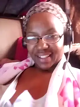 Coco Nile online show from 09-26-25, 10:44