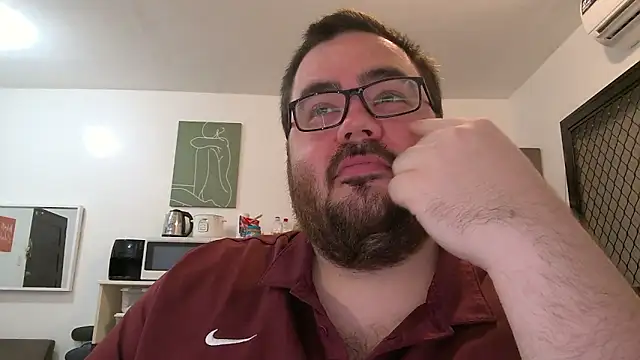 Snapshot of alexxxbear chatting on 02-13-25, 11:47 alexxxbear online show from 02-13-25, 11:47