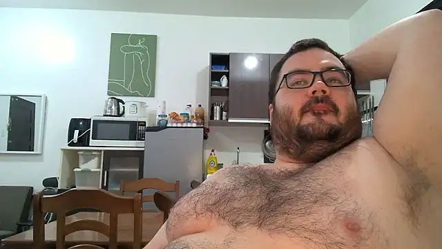 Snapshot of alexxxbear chatting on 02-12-25, 12:37 alexxxbear online show from 02-12-25, 12:37