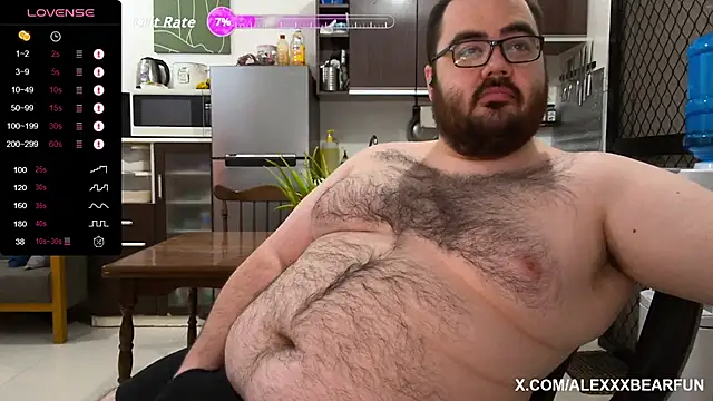 Snapshot of alexxxbear chatting on 09-25-25, 09:59 alexxxbear online show from 09-25-25, 09:59