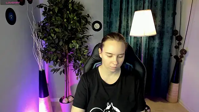 Lika 0ne online show from 02-14-26, 12:05