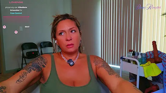 bossyroxy84 online show from 04-09-26, 05:08