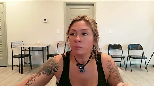 bossyroxy84 online show from 03-15-26, 06:26