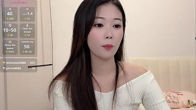 yunyun121 online show from 10-14-25, 03:01