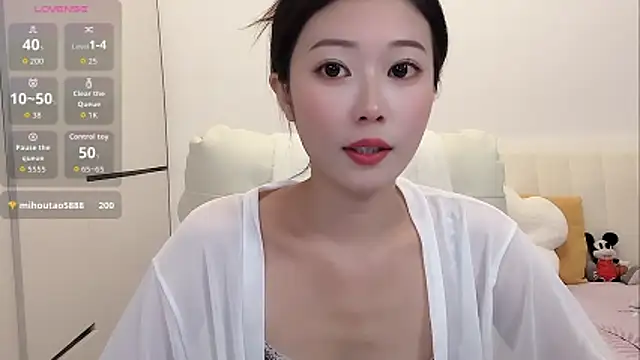 yunyun121 online show from 10-24-25, 03:22