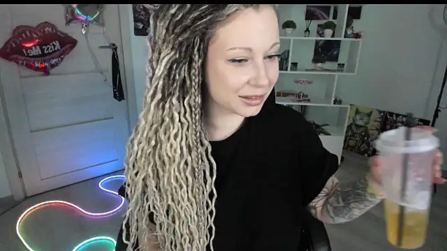 HoneySallyMoore online show from 03-25-26, 03:11