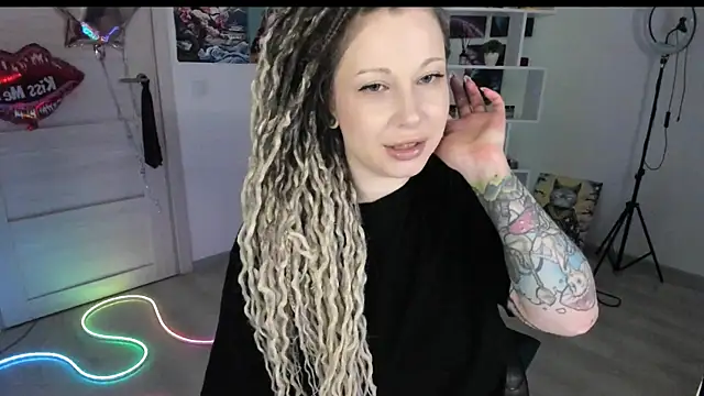 HoneySallyMoore online show from 03-06-26, 07:09