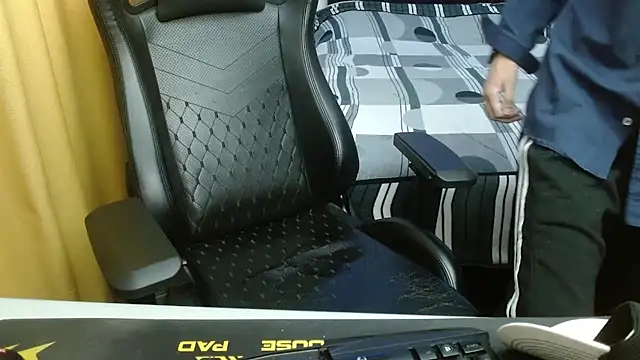 duo peludoo online show from 03-25-26, 08:41