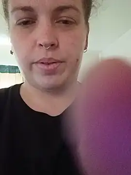 favoritestepsis online show from 06-11-26, 08:39