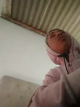 Snapshot of lukas25cmsp chatting on 09-30-25, 10:54 lukas25cmsp online show from 09-30-25, 10:54